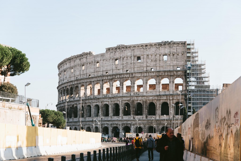 rome coliseum 