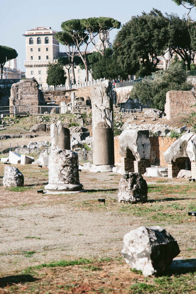 roman ruins italy